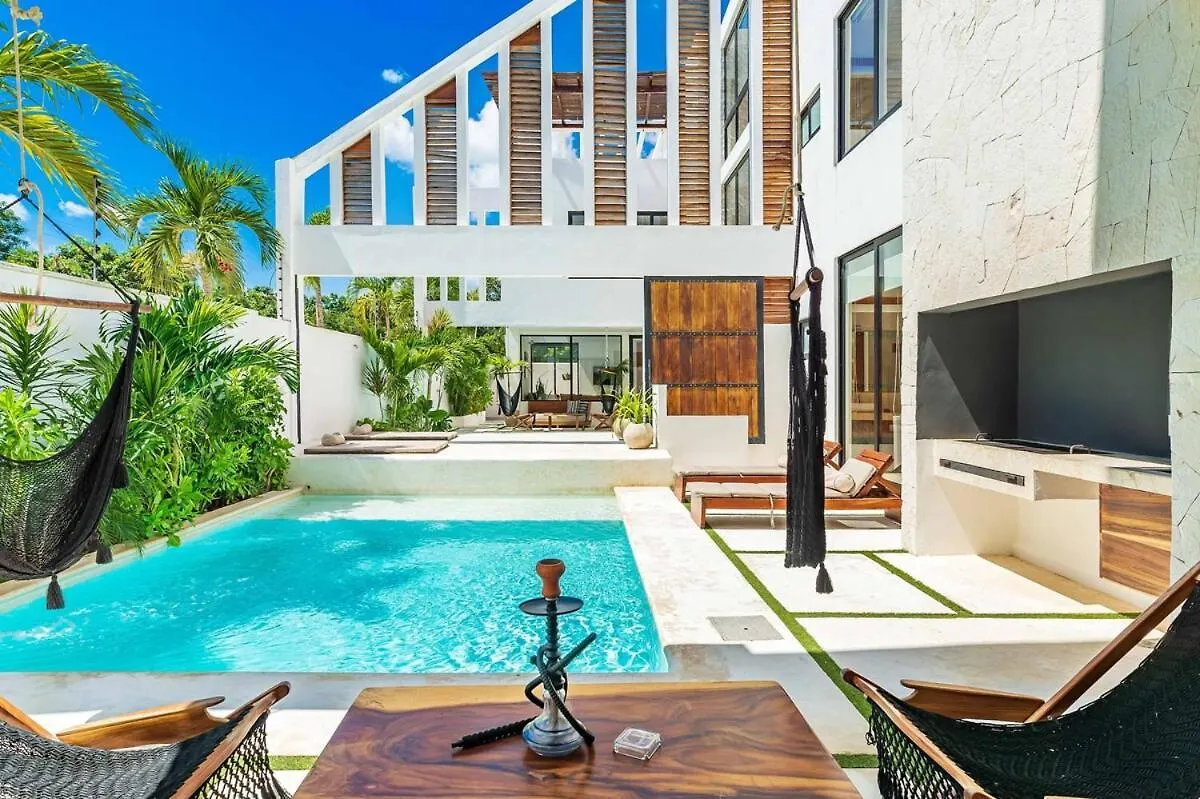 Casa Reyna And Casa Solesta 10 Bedroom Tulum Villa